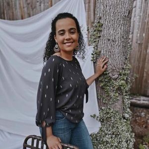 Meet your Posher, Isabela